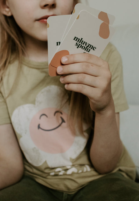 Mluvme Spolu Kids — a körvonal kids cseh nyelvű változata.